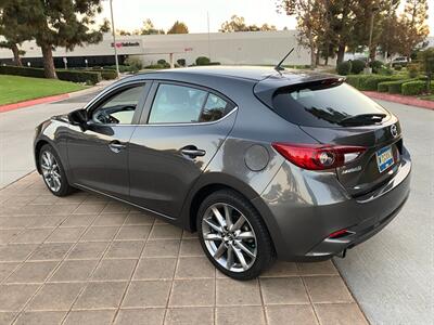 2018 Mazda Mazda3 Touring   - Photo 6 - Glendora, CA 91740