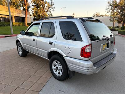 2003 Isuzu Rodeo S V6   - Photo 6 - Glendora, CA 91740