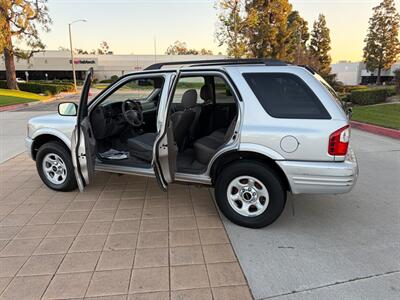 2003 Isuzu Rodeo S V6   - Photo 11 - Glendora, CA 91740