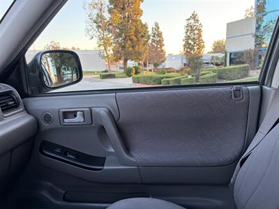 2003 Isuzu Rodeo S V6   - Photo 23 - Glendora, CA 91740
