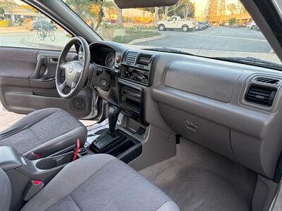 2003 Isuzu Rodeo S V6   - Photo 14 - Glendora, CA 91740