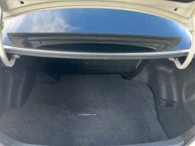 2011 Toyota Corolla LE   - Photo 14 - Glendora, CA 91740