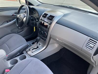 2011 Toyota Corolla LE   - Photo 15 - Glendora, CA 91740