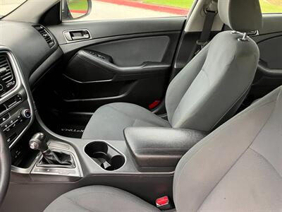 2015 Kia Optima LX   - Photo 8 - Glendora, CA 91740