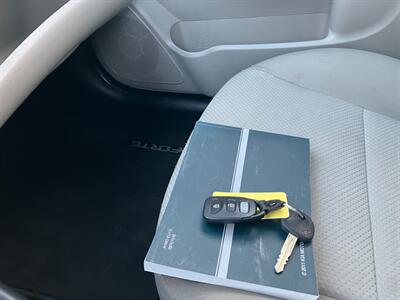 2011 Kia Forte5 EX - Photo 17 - Glendora, CA 91740