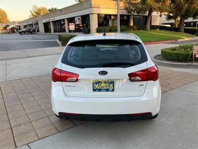 2011 Kia Forte5 EX - Photo 5 - Glendora, CA 91740