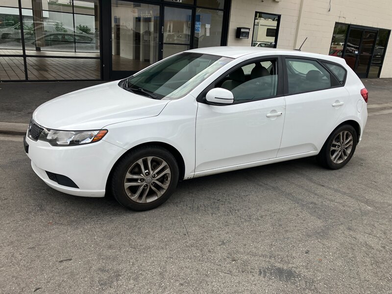 2011 Kia Forte5 EX  