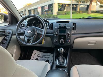 2011 Kia Forte5 EX - Photo 14 - Glendora, CA 91740