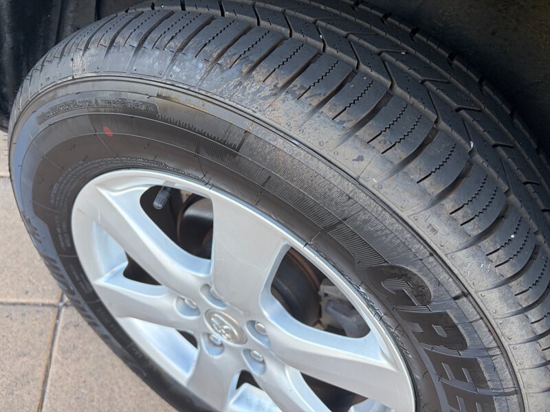 2007 Toyota RAV4 Limited - Photo 8 - Glendora, CA 91740