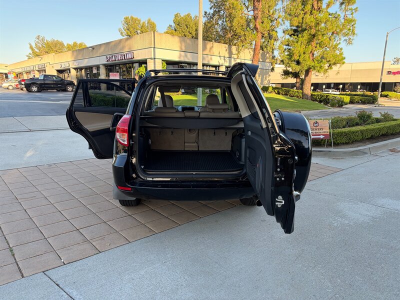 2007 Toyota RAV4 Limited - Photo 16 - Glendora, CA 91740