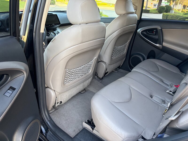 2007 Toyota RAV4 Limited - Photo 11 - Glendora, CA 91740