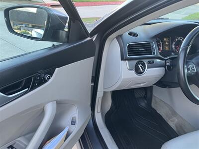 2015 Volkswagen Passat 1.8T S - Photo 9 - Glendora, CA 91740