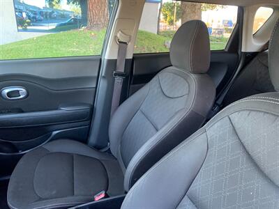 2016 Kia Soul LX Plus - Photo 5 - Glendora, CA 91740