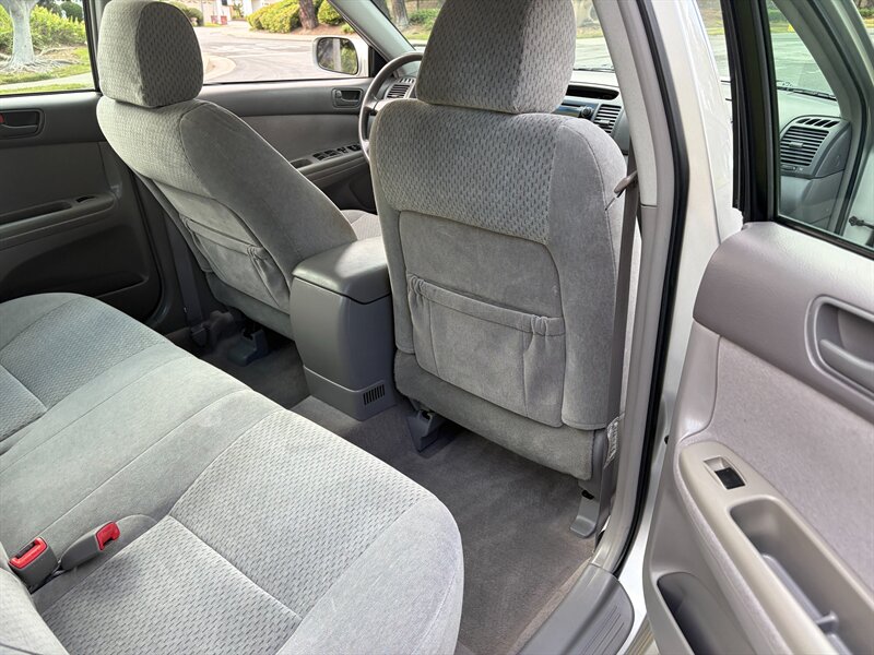 2004 Toyota Camry LE V6 - Photo 15 - Glendora, CA 91740