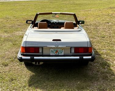 1986 Mercedes-Benz 560 SL   - Photo 8 - Boca Raton, FL 33432