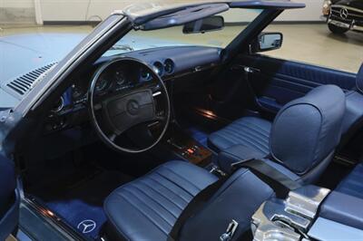 1986 Mercedes-Benz 560 SL   - Photo 4 - Boca Raton, FL 33432