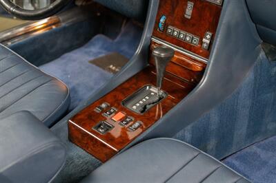 1986 Mercedes-Benz 560 SL   - Photo 36 - Boca Raton, FL 33432