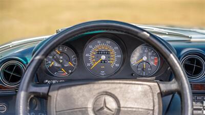 1987 Mercedes-Benz 560 SL   - Photo 15 - Boca Raton, FL 33432