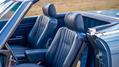 1987 Mercedes-Benz 560 SL   - Photo 11 - Boca Raton, FL 33432