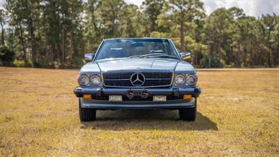 1987 Mercedes-Benz 560 SL   - Photo 2 - Boca Raton, FL 33432