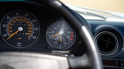 1987 Mercedes-Benz 560 SL   - Photo 18 - Boca Raton, FL 33432
