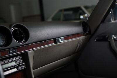 1987 Mercedes-Benz 560 SL   - Photo 50 - Boca Raton, FL 33432