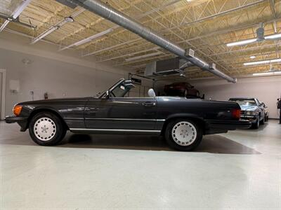 1987 Mercedes-Benz 560 SL   - Photo 6 - Boca Raton, FL 33432