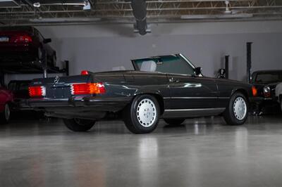 1987 Mercedes-Benz 560 SL   - Photo 37 - Boca Raton, FL 33432