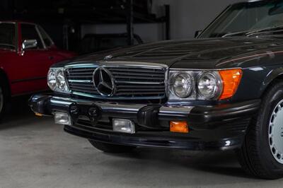 1987 Mercedes-Benz 560 SL   - Photo 20 - Boca Raton, FL 33432