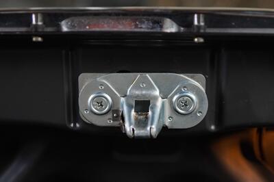 1987 Mercedes-Benz 560 SL   - Photo 78 - Boca Raton, FL 33432