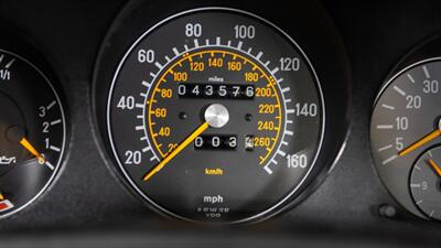 1989 Mercedes-Benz 560 SL   - Photo 26 - Boca Raton, FL 33432
