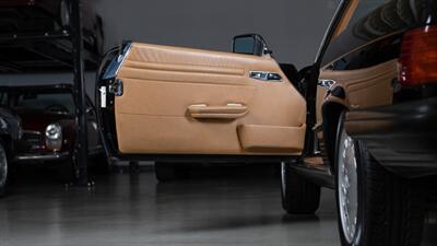 1989 Mercedes-Benz 560 SL   - Photo 20 - Boca Raton, FL 33432