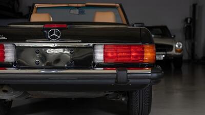 1989 Mercedes-Benz 560 SL   - Photo 17 - Boca Raton, FL 33432