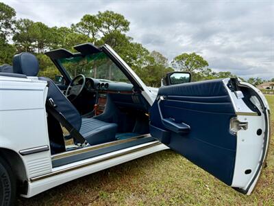 1986 Mercedes-Benz 560 SL   - Photo 30 - Boca Raton, FL 33432
