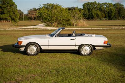 1986 Mercedes-Benz 560 SL   - Photo 5 - Boca Raton, FL 33432