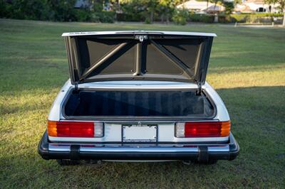 1986 Mercedes-Benz 560 SL   - Photo 29 - Boca Raton, FL 33432