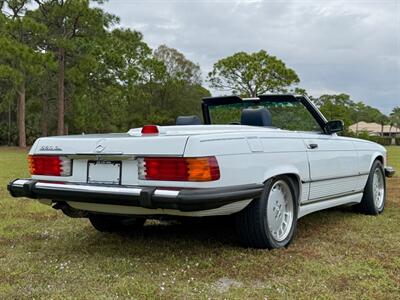 1986 Mercedes-Benz 560 SL   - Photo 12 - Boca Raton, FL 33432