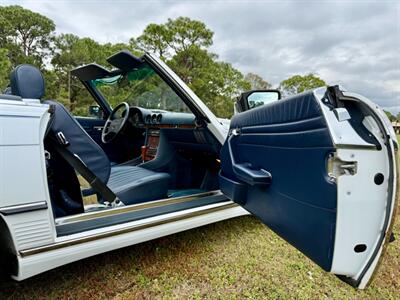 1986 Mercedes-Benz 560 SL   - Photo 29 - Boca Raton, FL 33432