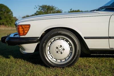 1986 Mercedes-Benz 560 SL   - Photo 27 - Boca Raton, FL 33432