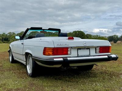 1986 Mercedes-Benz 560 SL   - Photo 9 - Boca Raton, FL 33432