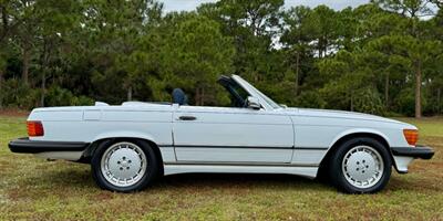 1986 Mercedes-Benz 560 SL   - Photo 14 - Boca Raton, FL 33432