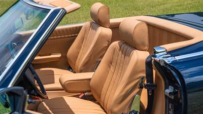 1986 Mercedes-Benz 560 SL   - Photo 32 - Boca Raton, FL 33432