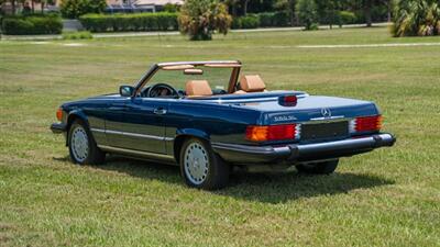 1986 Mercedes-Benz 560 SL   - Photo 11 - Boca Raton, FL 33432
