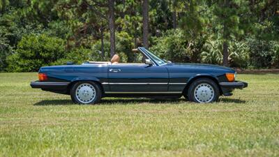 1986 Mercedes-Benz 560 SL   - Photo 17 - Boca Raton, FL 33432