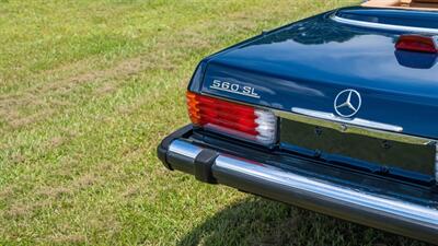 1986 Mercedes-Benz 560 SL   - Photo 20 - Boca Raton, FL 33432
