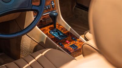 1986 Mercedes-Benz 560 SL   - Photo 27 - Boca Raton, FL 33432
