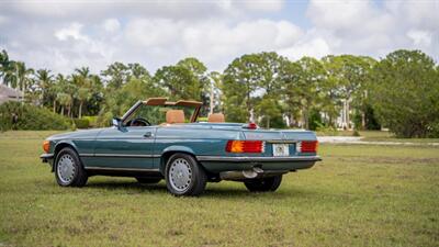 1986 Mercedes-Benz 560 SL   - Photo 7 - Boca Raton, FL 33432