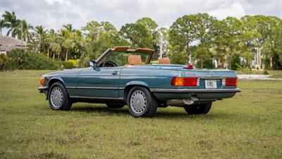 1986 Mercedes-Benz 560 SL   - Photo 8 - Boca Raton, FL 33432