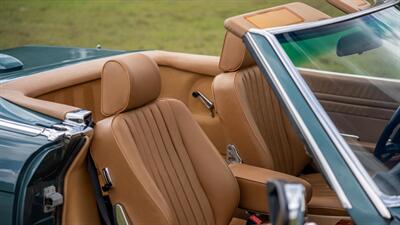 1986 Mercedes-Benz 560 SL   - Photo 19 - Boca Raton, FL 33432