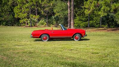 1968 Mercedes Benz 250SL SL   - Photo 17 - Boca Raton, FL 33432